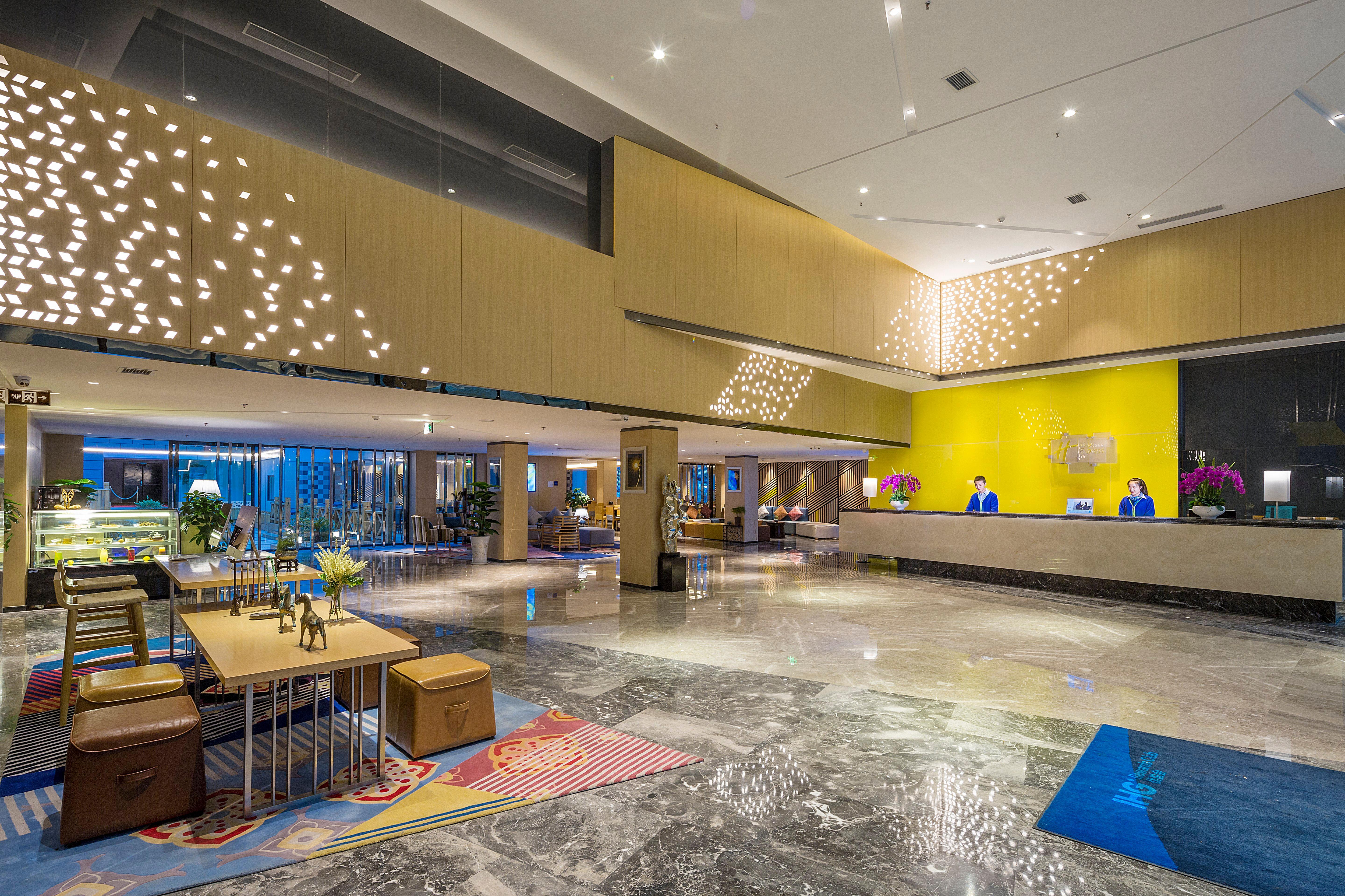 Holiday Inn Express Daocheng Yading, An Ihg Hotel Exteriér fotografie