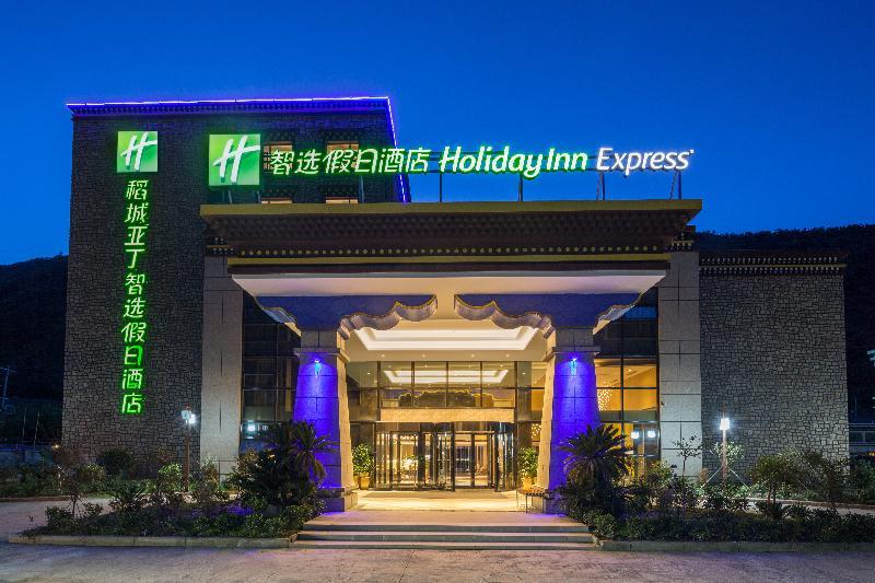 Holiday Inn Express Daocheng Yading, An Ihg Hotel Exteriér fotografie